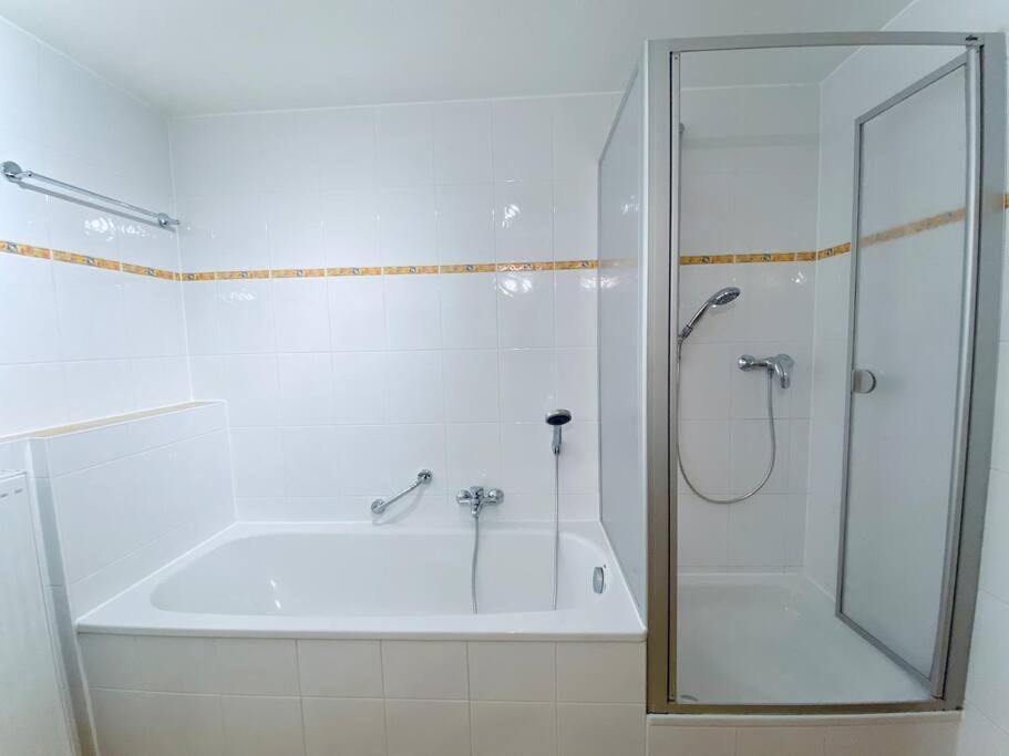 Auszeit Apartment Seeperle ฟรีดริชส์ฮาเฟน ภายนอก รูปภาพ